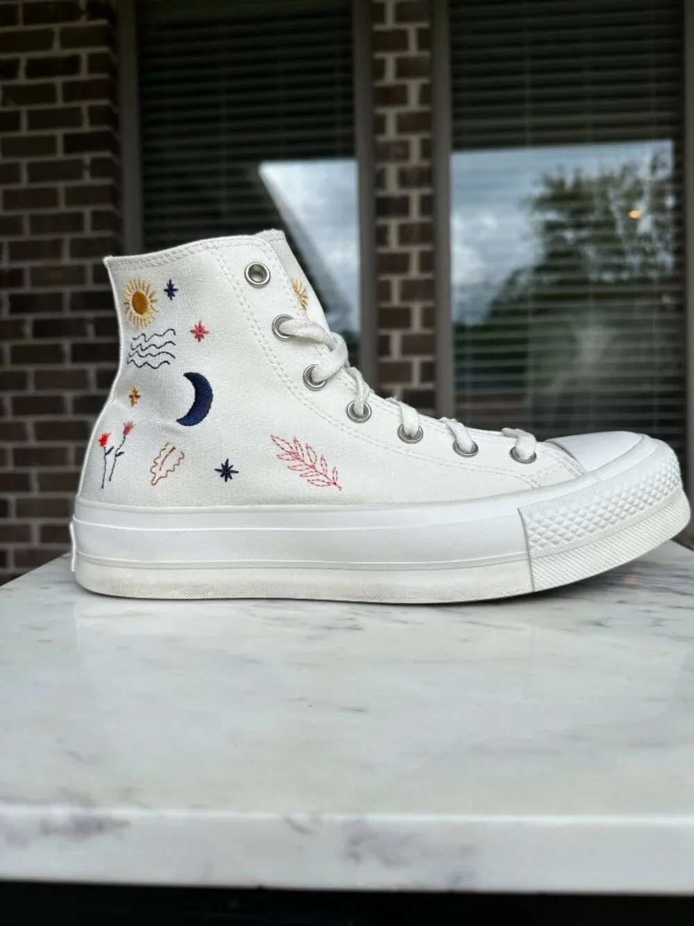 Converse Chuck Taylor All Star High Platform Sneaker It's Okay To Wander Sz 10